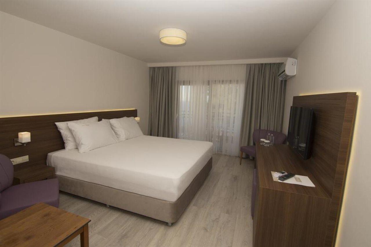 Neopol Hotel Kuşadası Ngoại thất bức ảnh