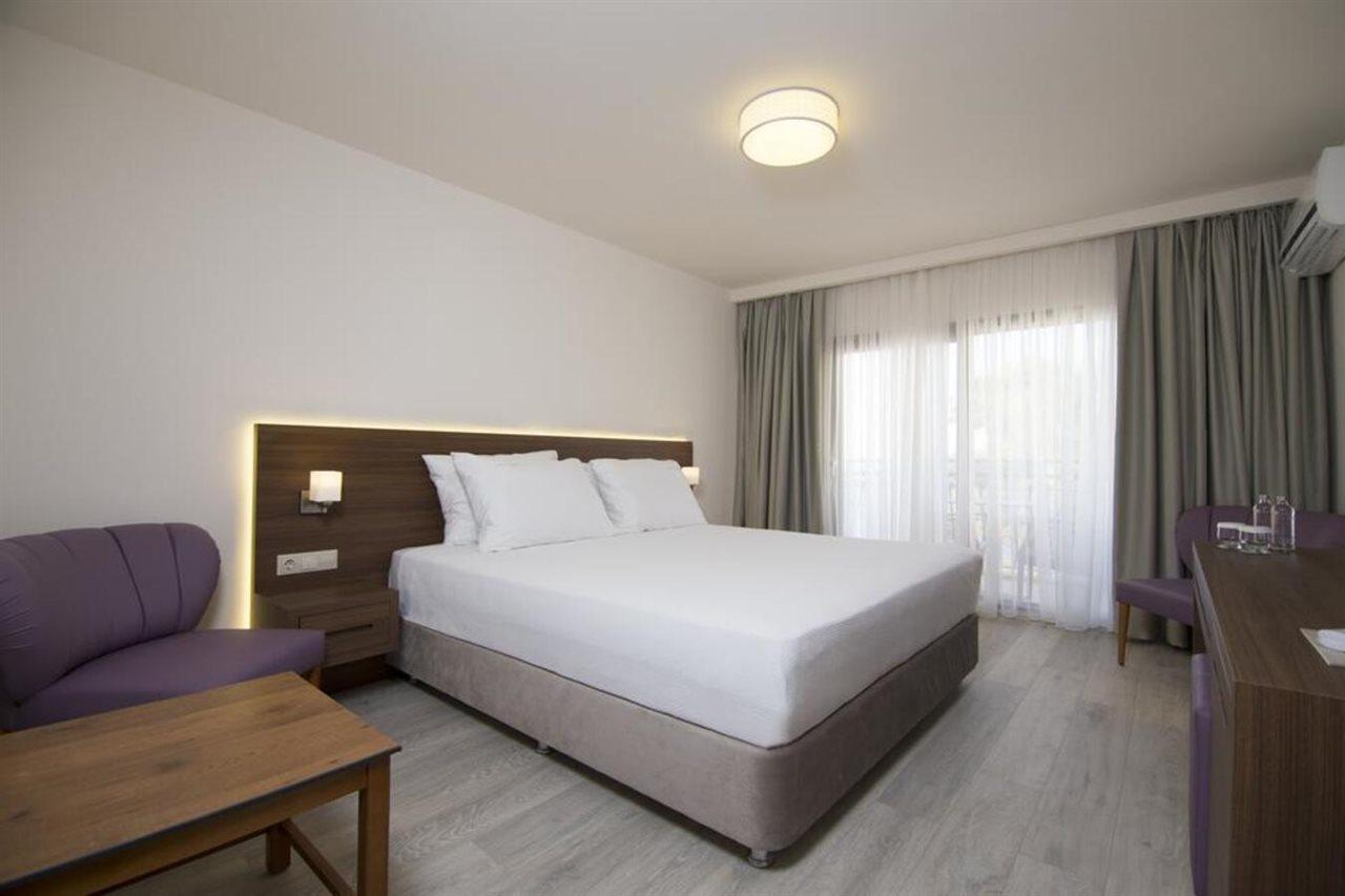 Neopol Hotel Kuşadası Ngoại thất bức ảnh