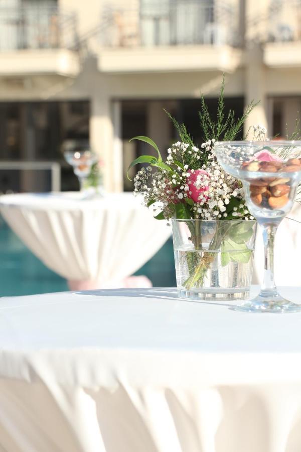 Neopol Hotel Kuşadası Ngoại thất bức ảnh