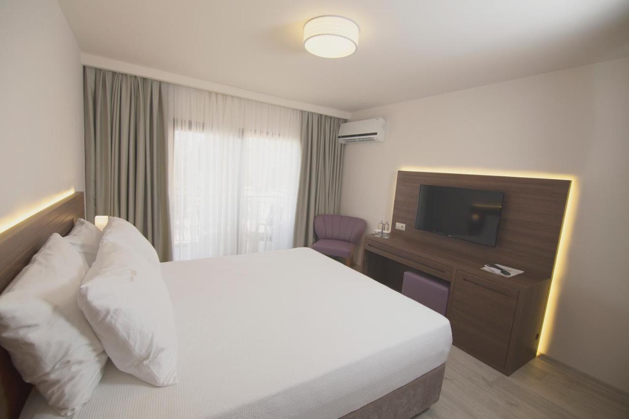 Neopol Hotel Kuşadası Ngoại thất bức ảnh